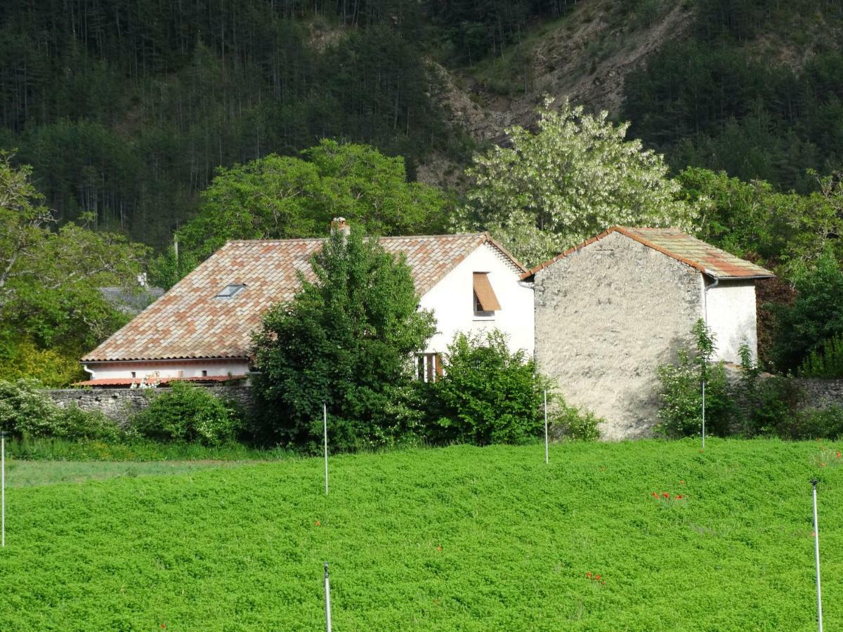 La Roulotte Villa Châtillon-en-Diois Eksteriør bilde