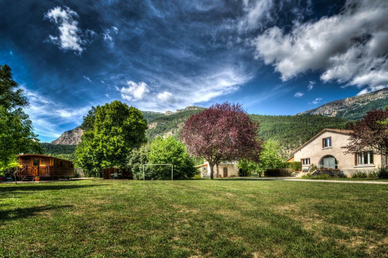 La Roulotte Villa Châtillon-en-Diois Eksteriør bilde